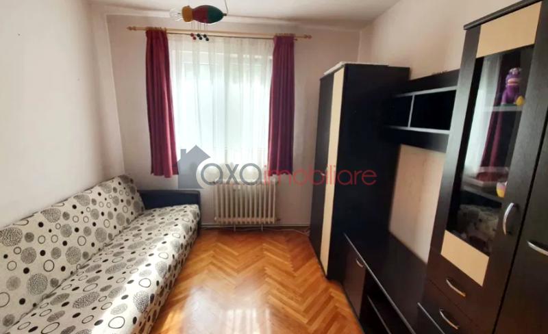 Apartment 4 rooms for sell in Cluj-napoca, ward Manastur